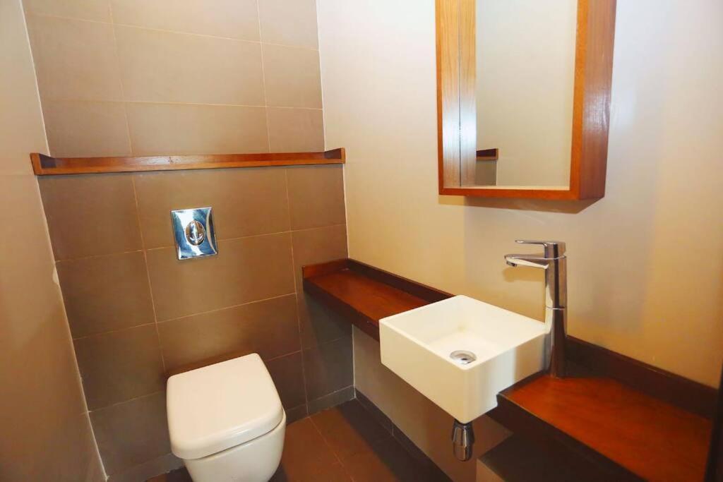 Luxury Apartment At Corniche , Seaview Close Beach คาซาบลังกา ภายนอก รูปภาพ