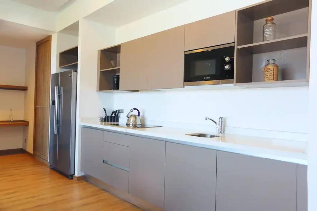 Luxury Apartment At Corniche , Seaview Close Beach คาซาบลังกา ภายนอก รูปภาพ