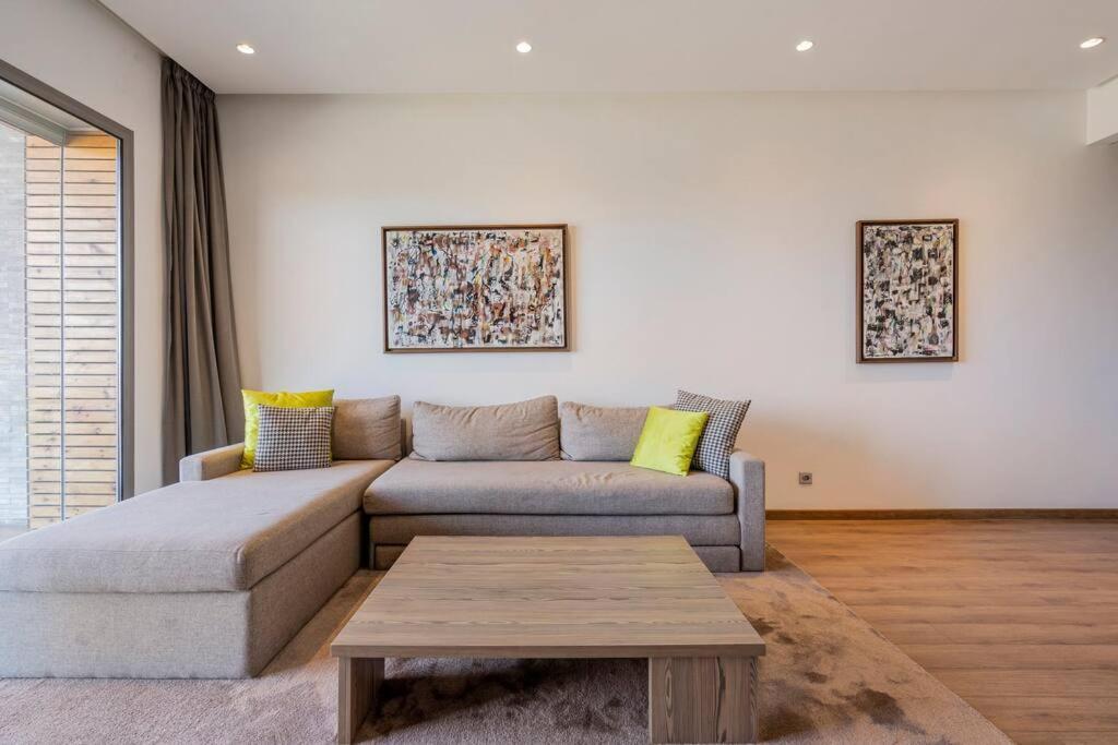 Luxury Apartment At Corniche , Seaview Close Beach คาซาบลังกา ภายนอก รูปภาพ